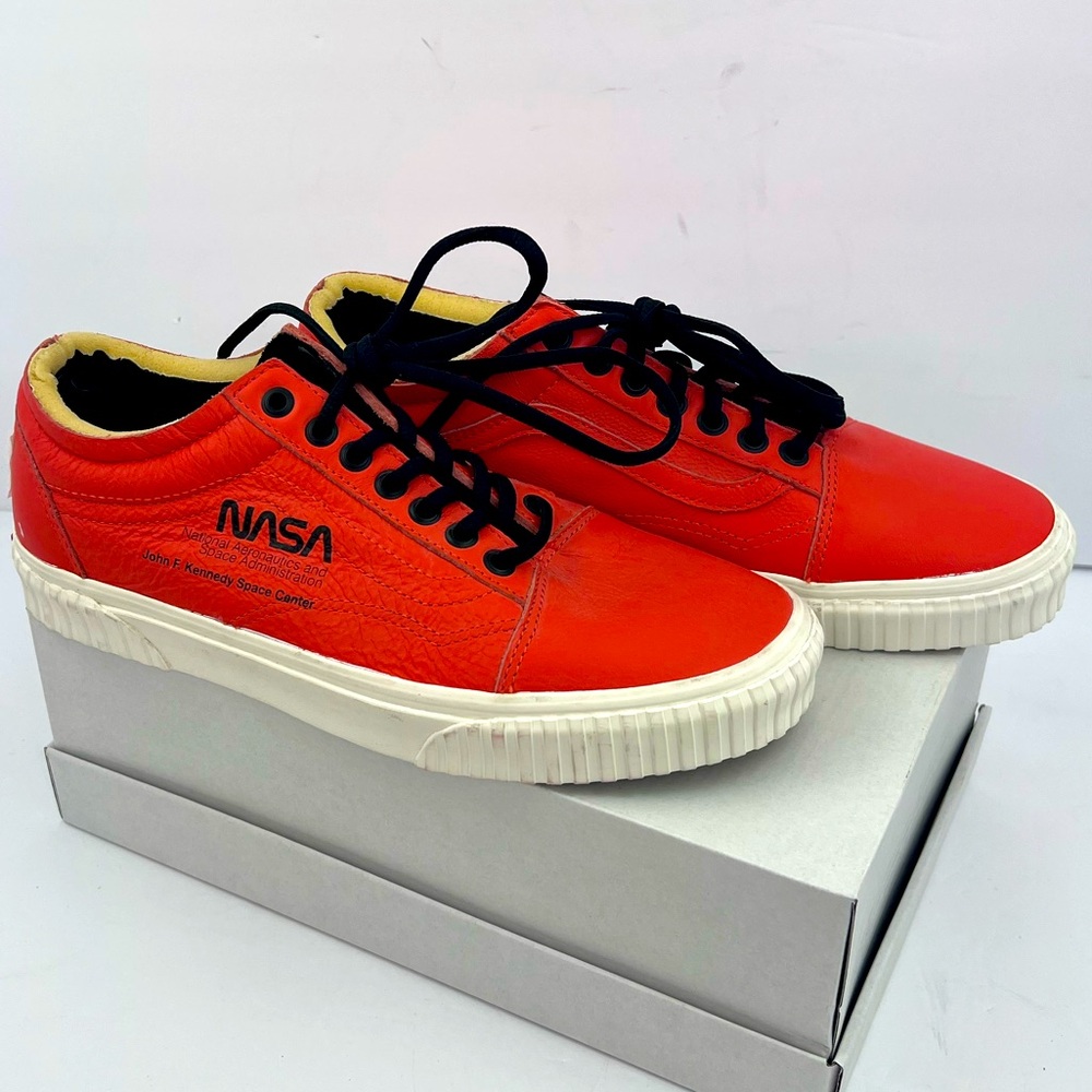 VANS OLD SCHOOL SPACE VOYAGER “FIRECRACKER ORANGE” COLLECTORS,MENS 8.5 WOMENS 10 - Picture 4 of 17